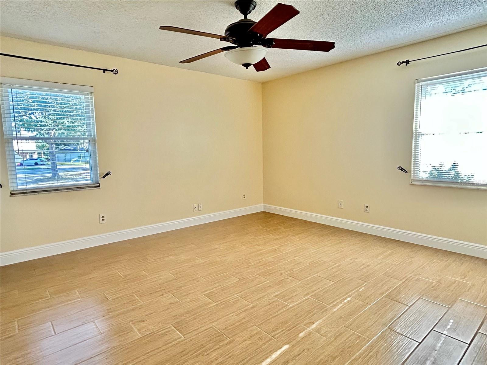 Image 17 of 60 For 7508 Glenmoor Lane