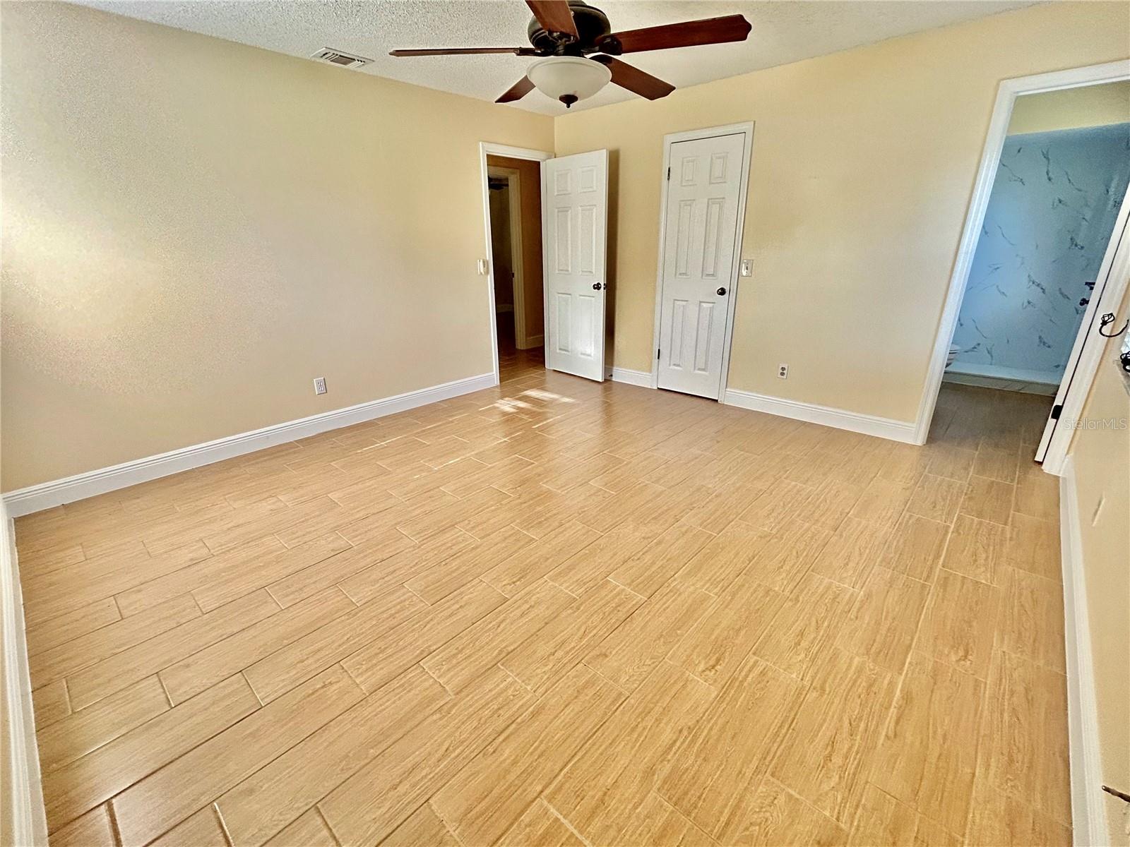 Image 28 of 60 For 7508 Glenmoor Lane