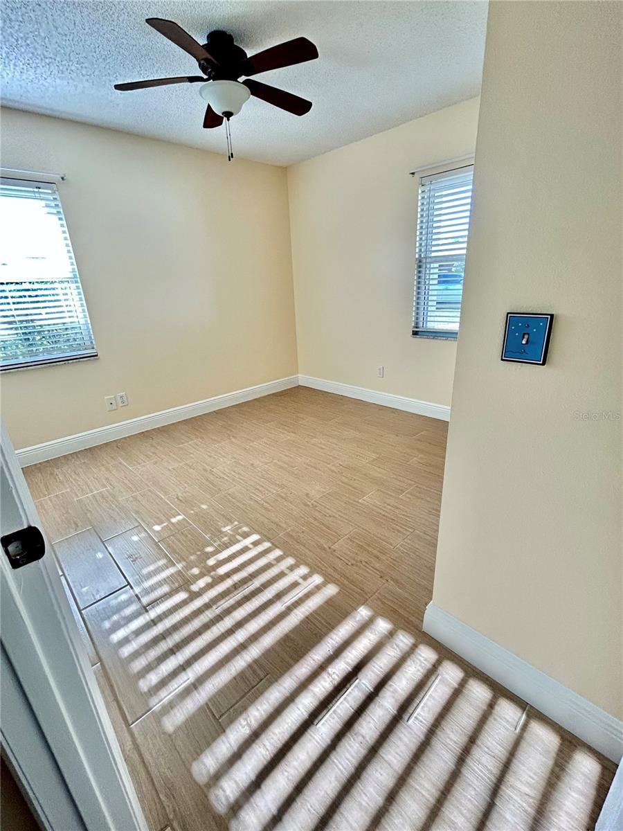 Image 30 of 60 For 7508 Glenmoor Lane