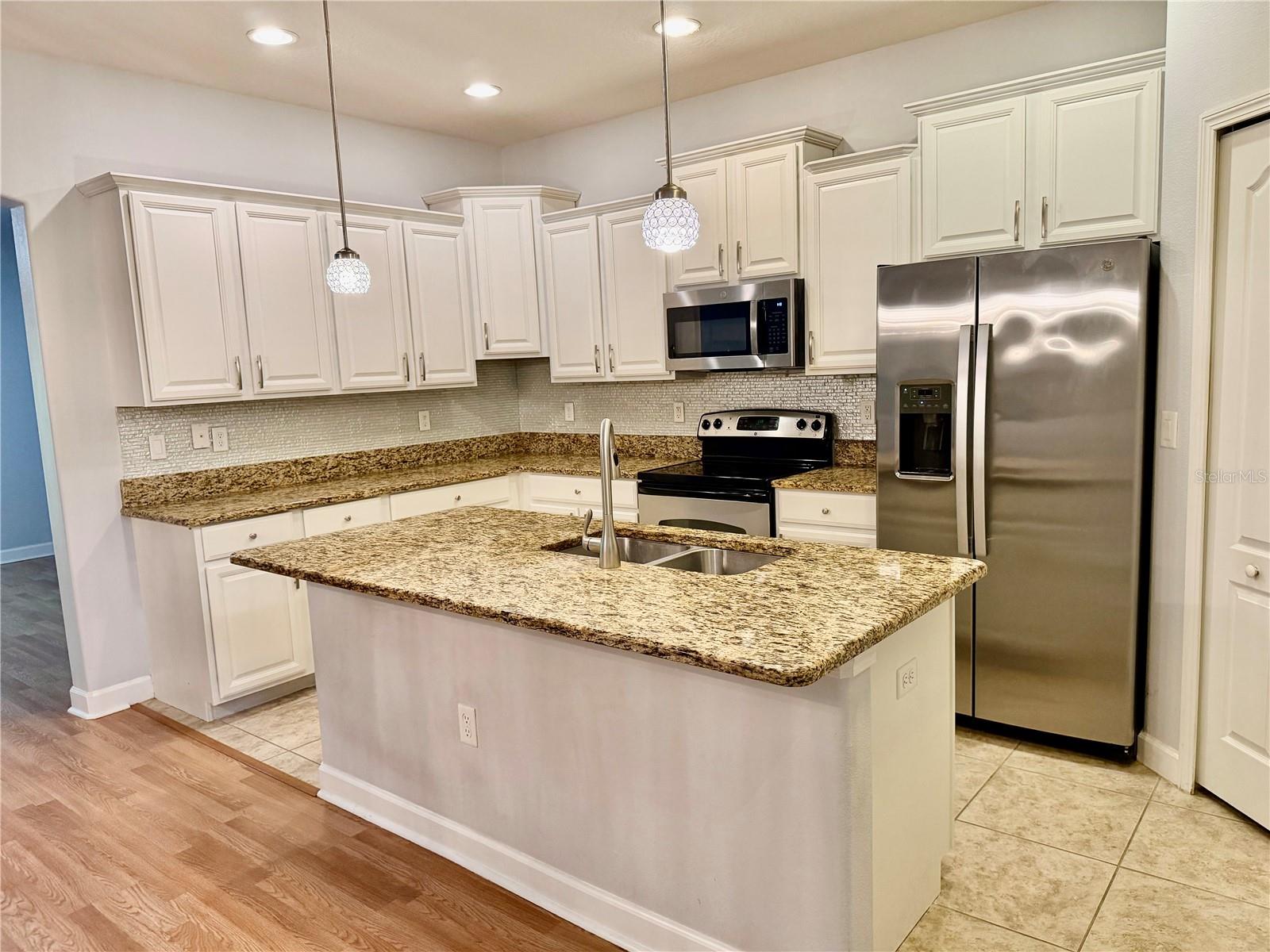 Image 6 of 29 For 683 Evening Sky Drive