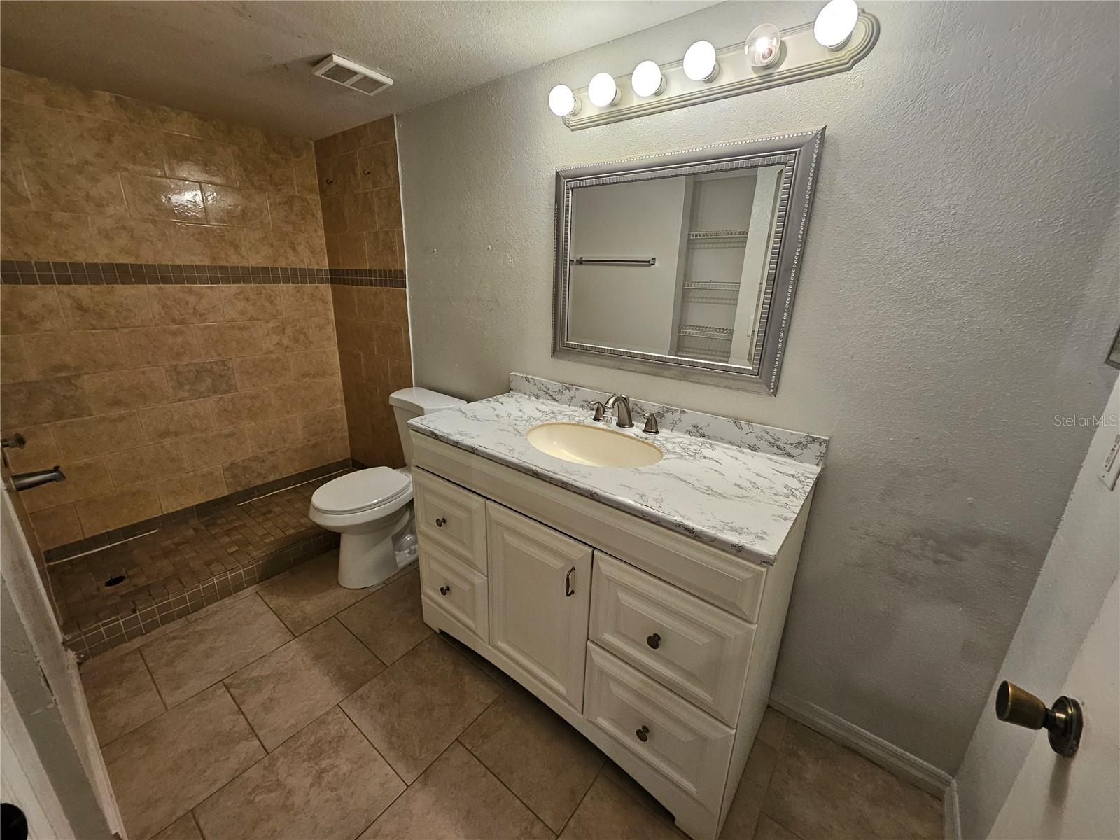 Image 12 of 19 For 4518 Commander Drive 1915