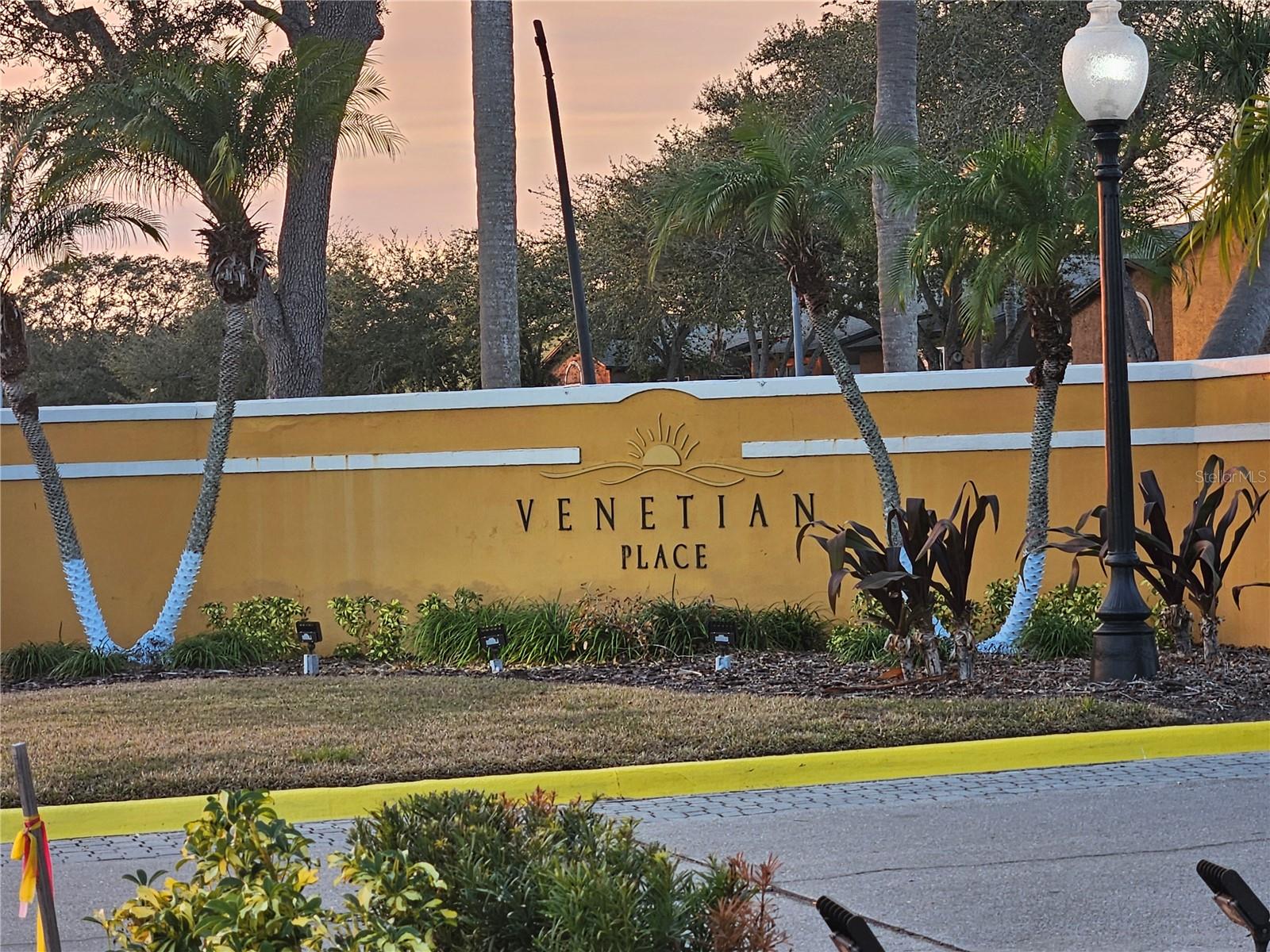 Image 4 of 19 For 4518 Commander Drive 1915