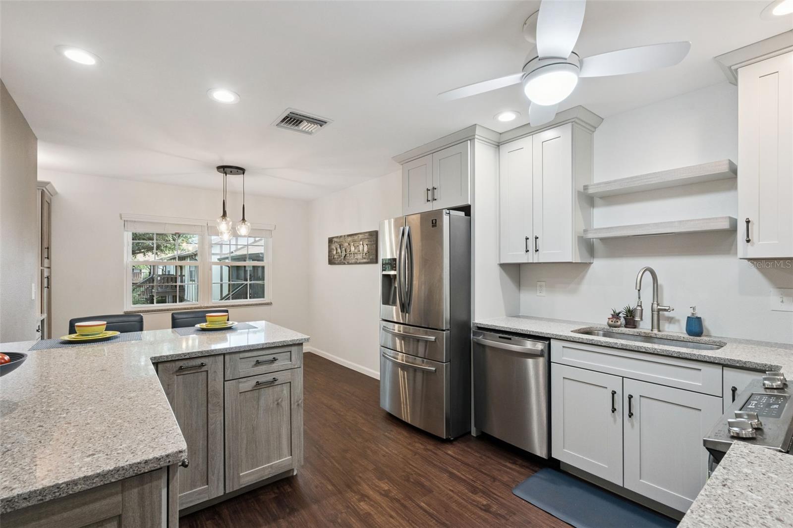 Image 14 of 35 For 5307 Hansel Avenue D8