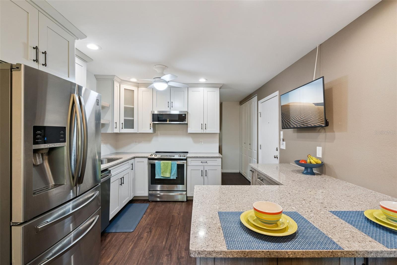 Image 17 of 35 For 5307 Hansel Avenue D8