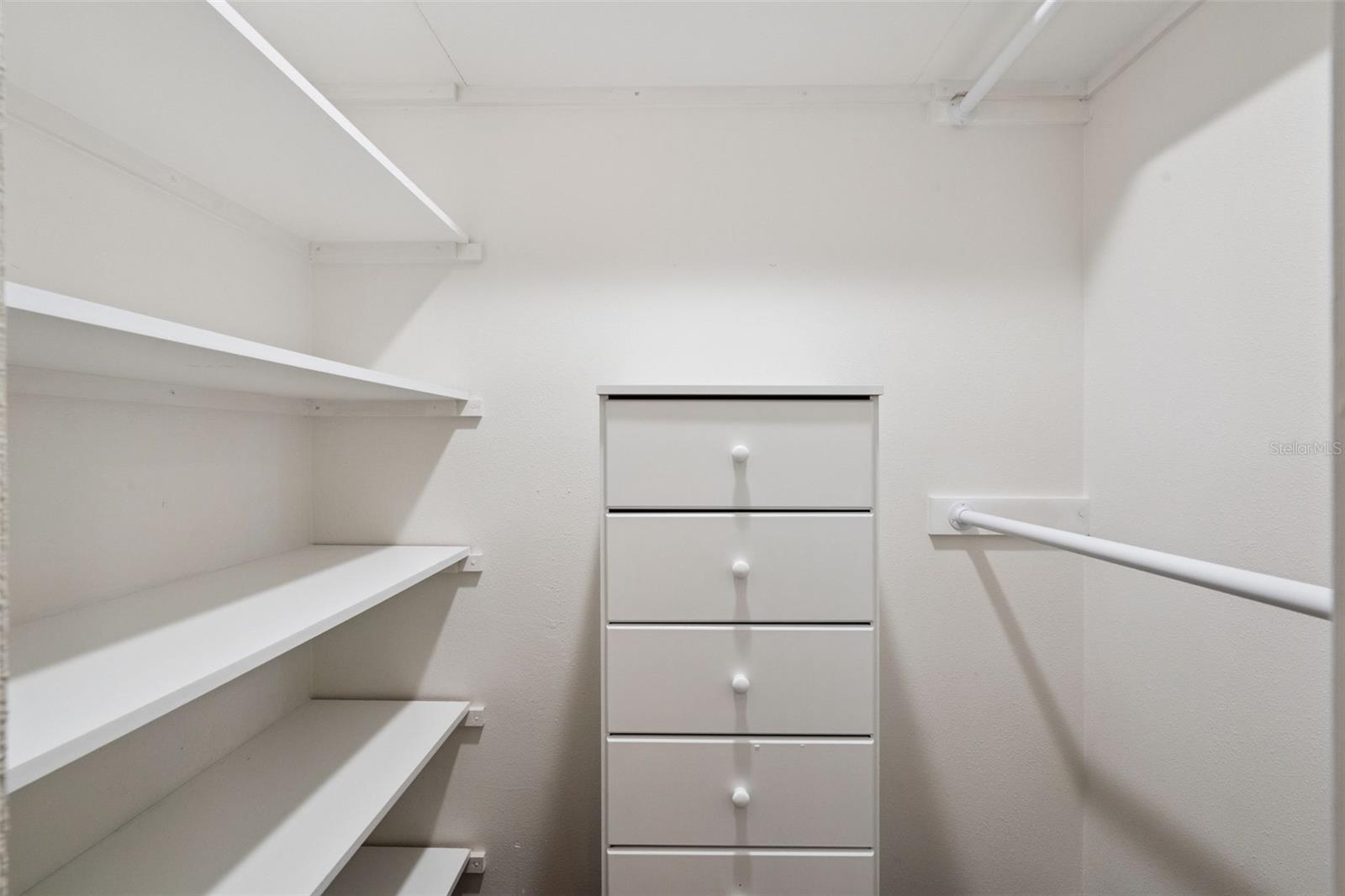 Image 21 of 35 For 5307 Hansel Avenue D8