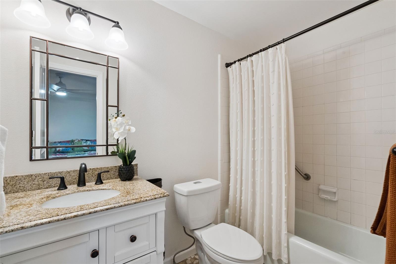 Image 22 of 35 For 5307 Hansel Avenue D8