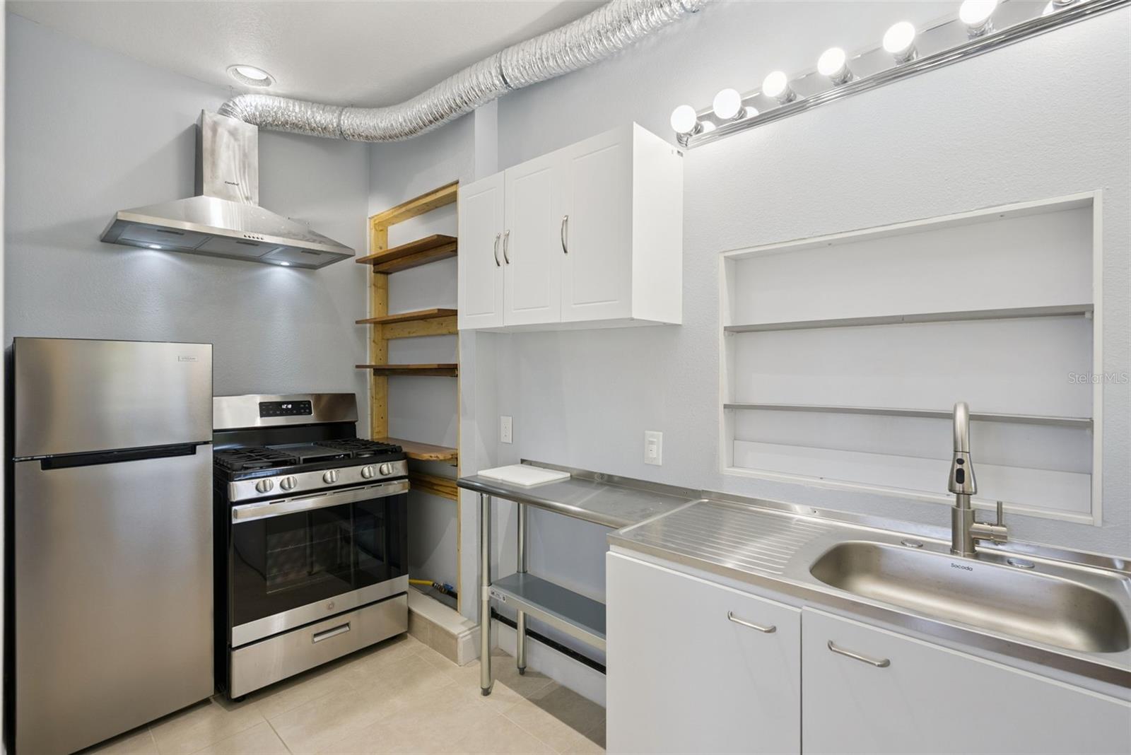 Image 32 of 68 For 1498 Markham Woods Road