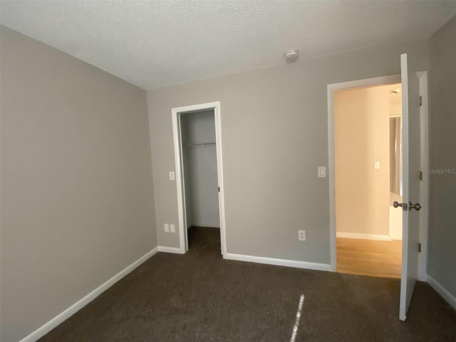 Image 3 of 5 For 9389 Fox Hollow Lane