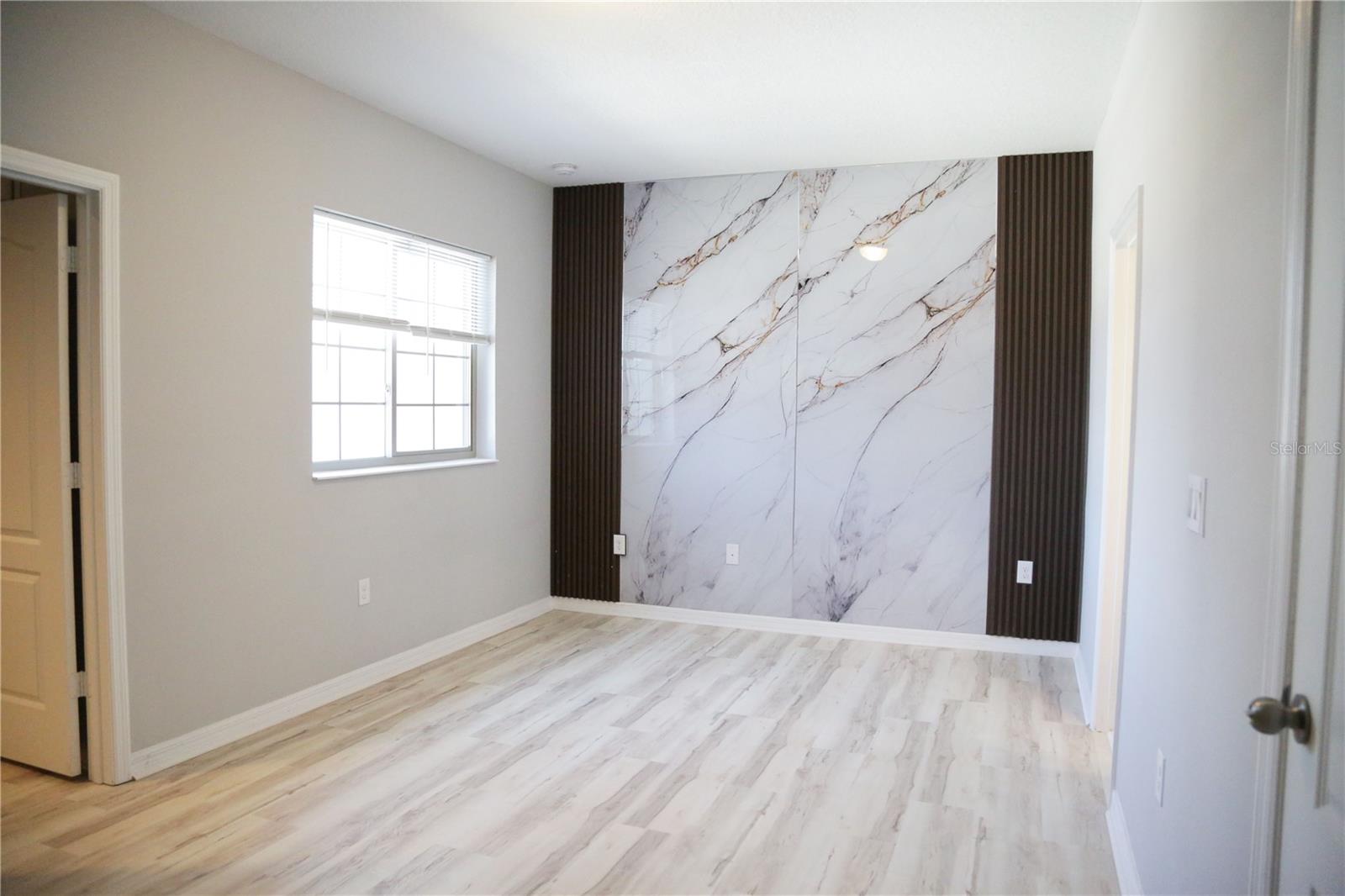 Image 13 of 28 For 229 Rustic Loop