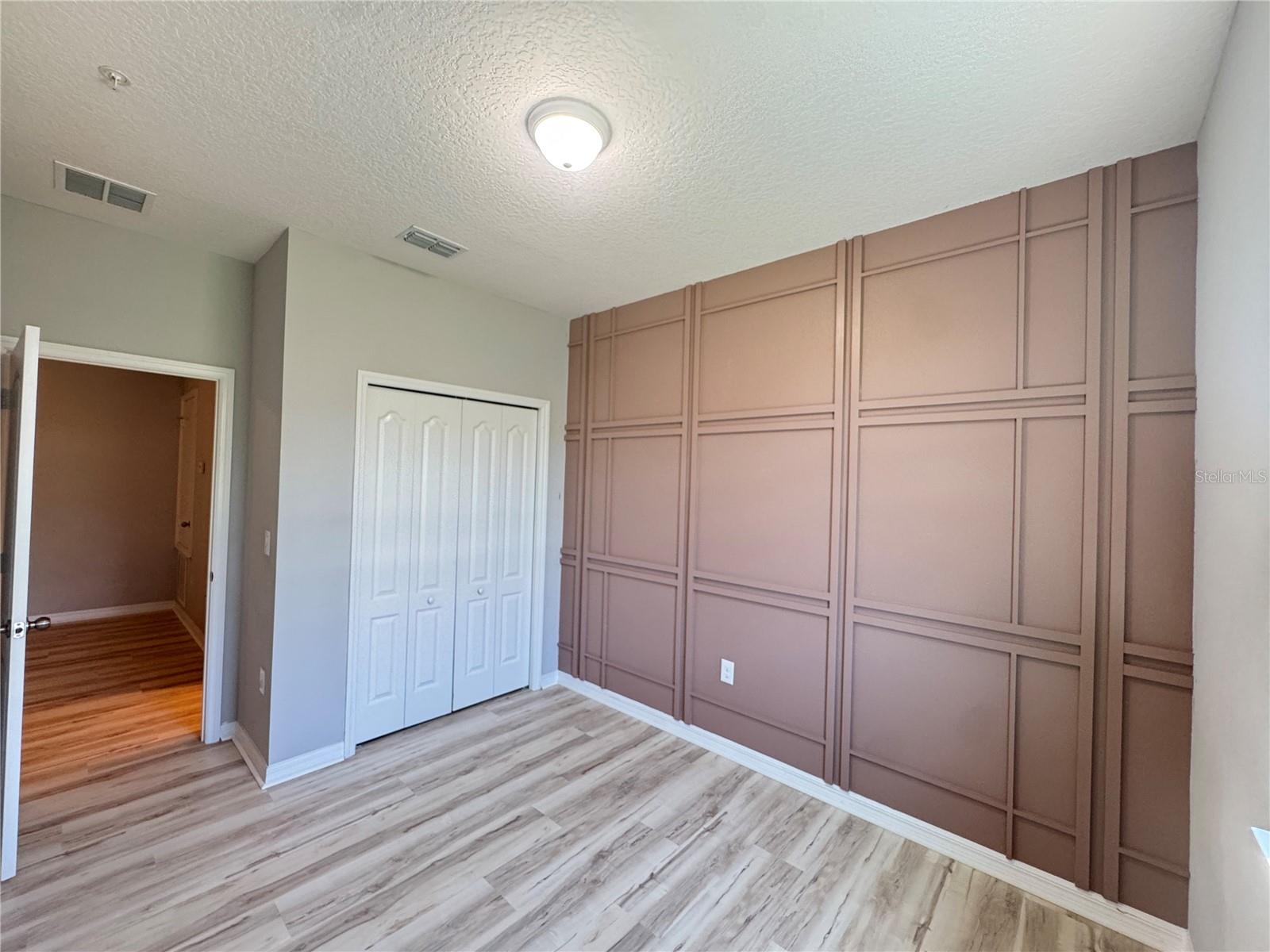 Image 16 of 28 For 229 Rustic Loop