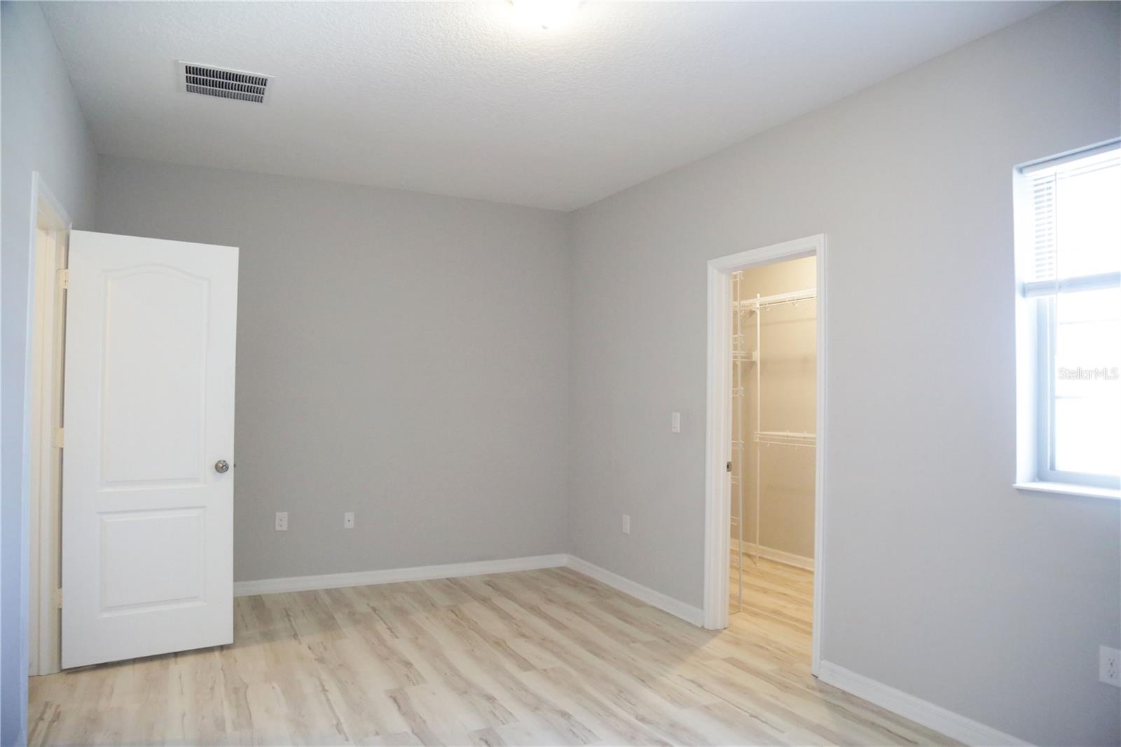 Image 22 of 28 For 229 Rustic Loop