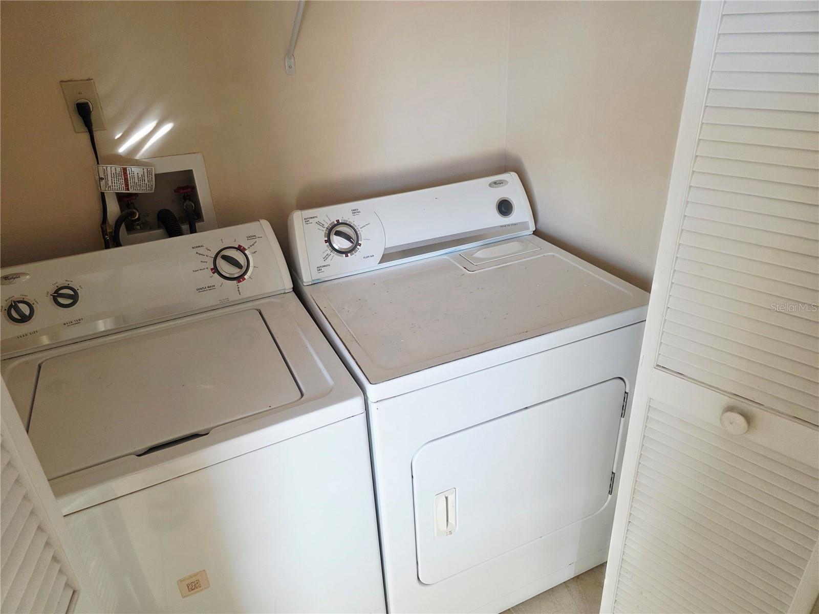 Image 24 of 35 For 7543 Sugar Bend Drive 7543