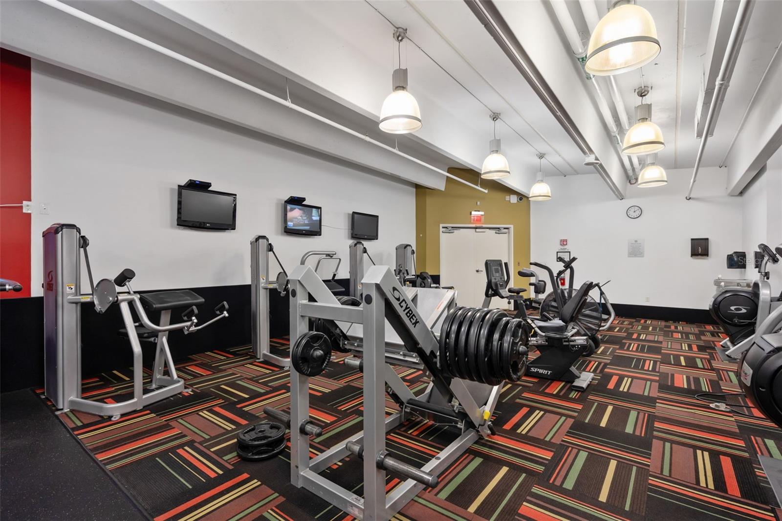 Image 16 of 53 For 101 Eola Drive 1208