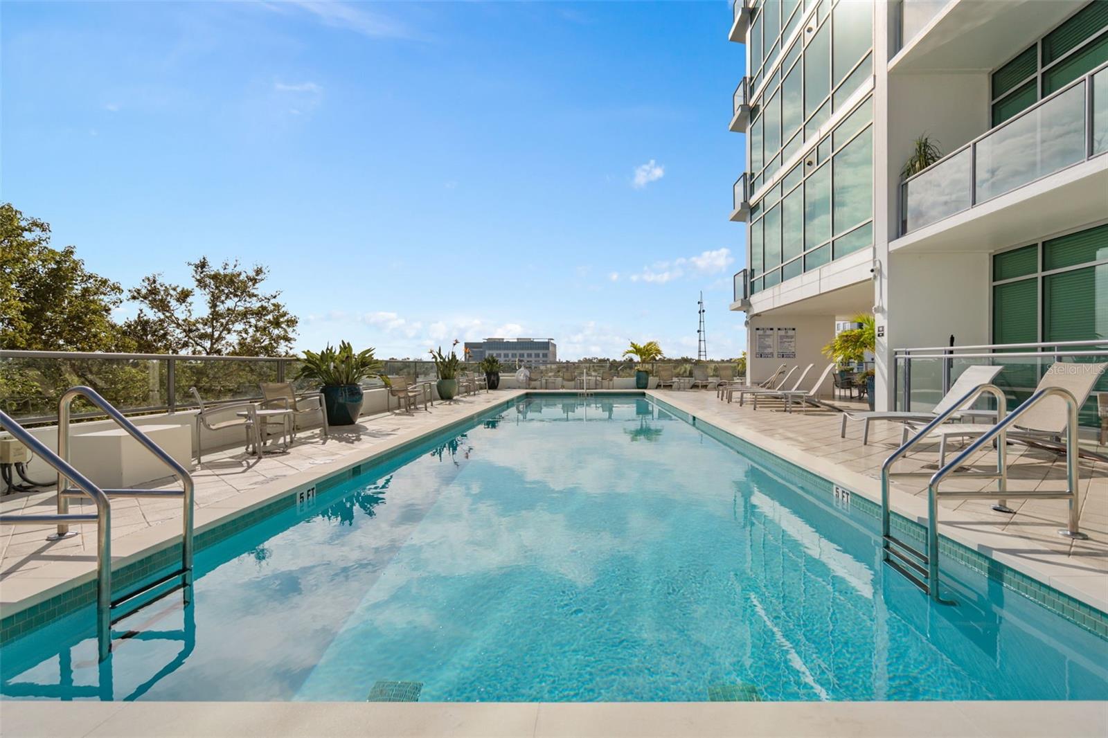 Image 23 of 53 For 101 Eola Drive 1208