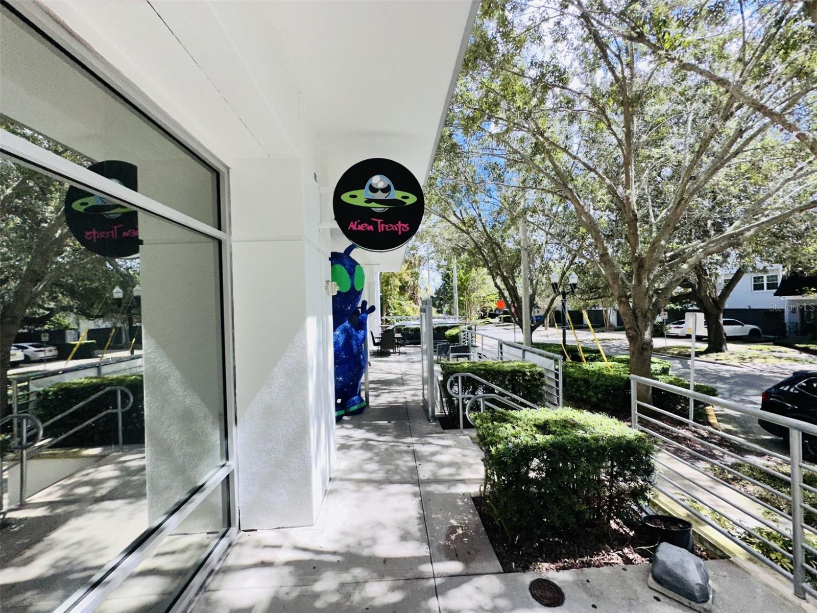 Image 49 of 53 For 101 Eola Drive 1208