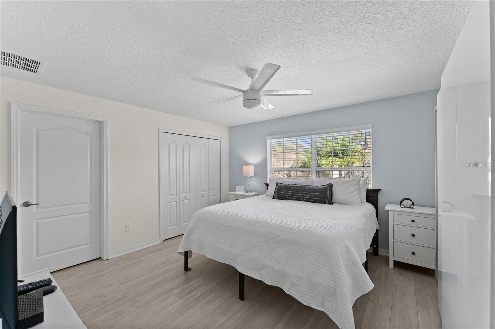 Image 32 of 45 For 8859 Candy Palm Road