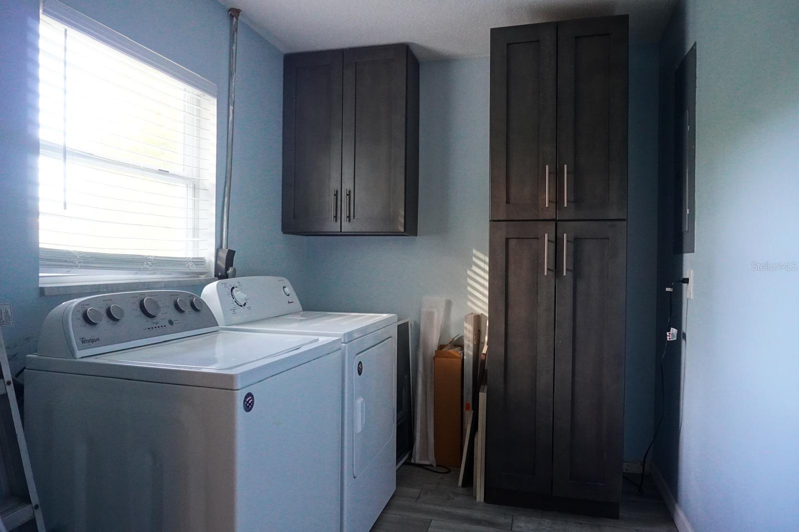 Image 21 of 55 For 668 Georgia Avenue