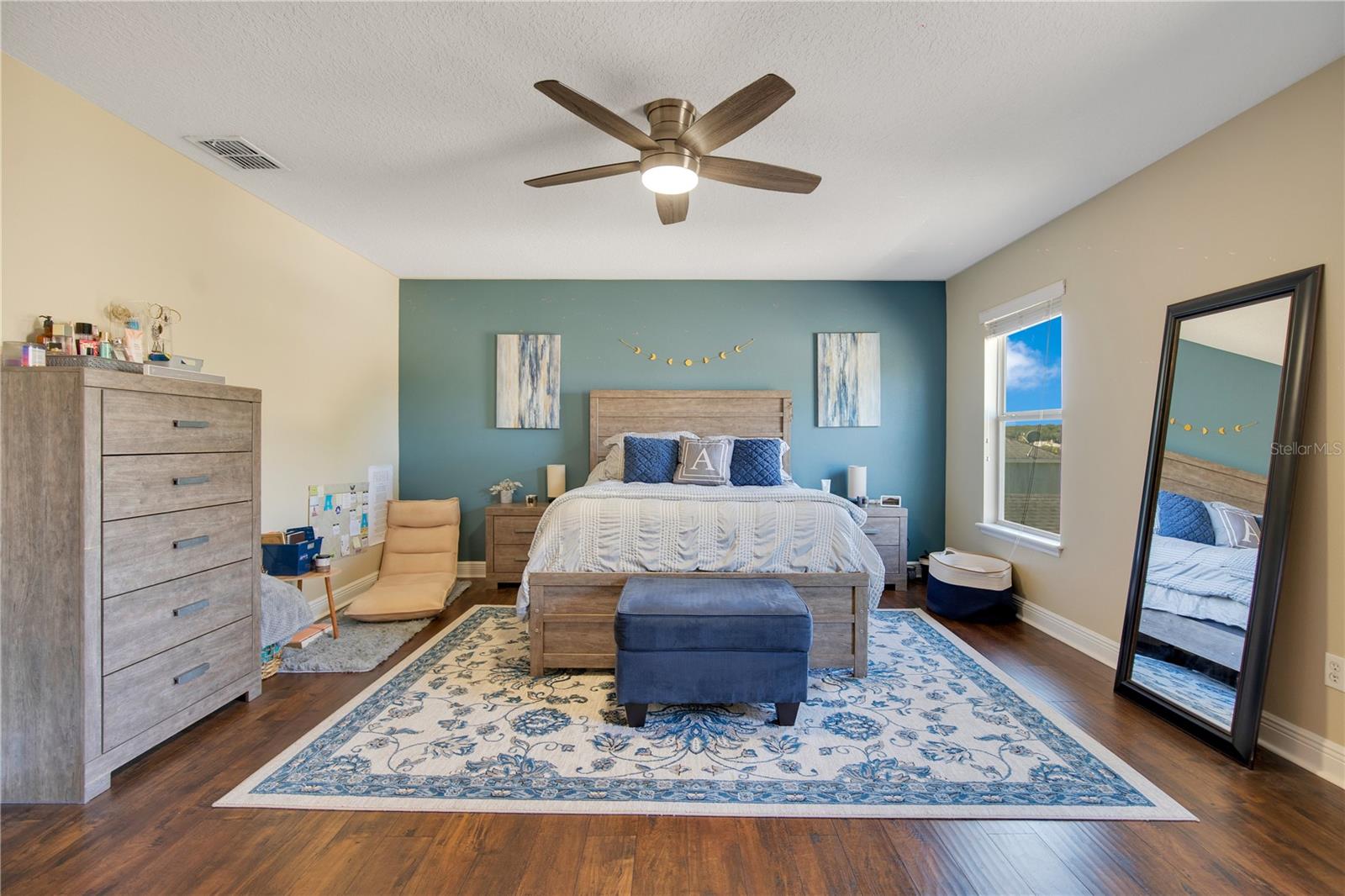 Image 11 of 38 For 2053 Nobscot Place