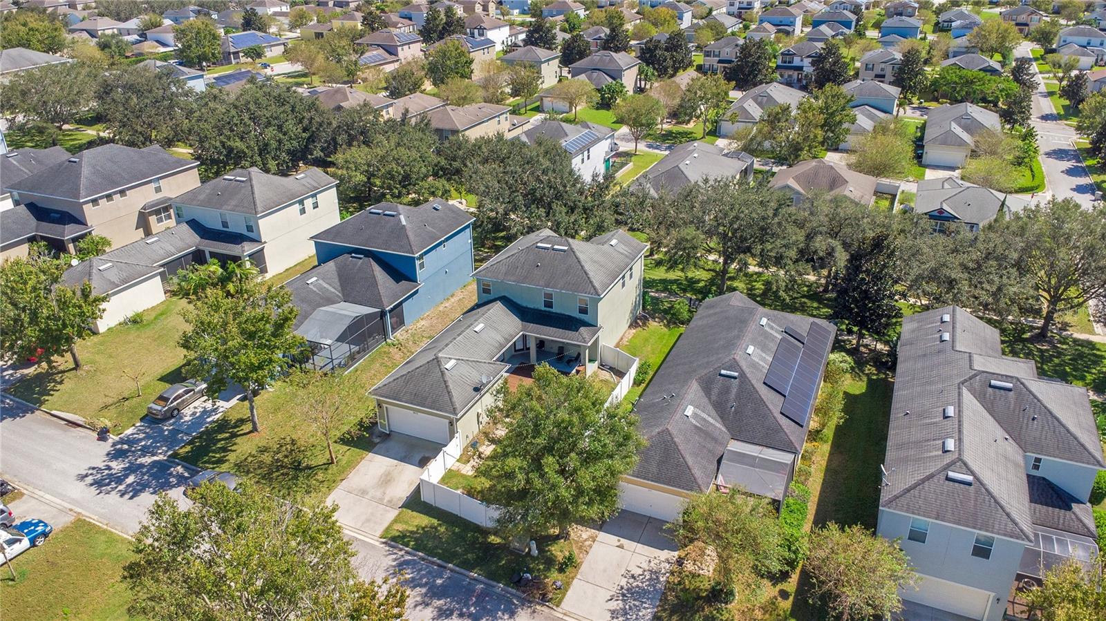 Image 28 of 38 For 2053 Nobscot Place