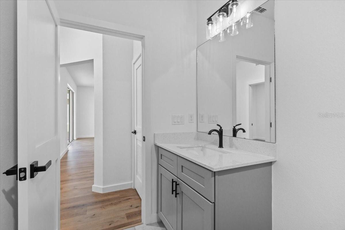 Image 12 of 19 For 4325 Bacall Loop