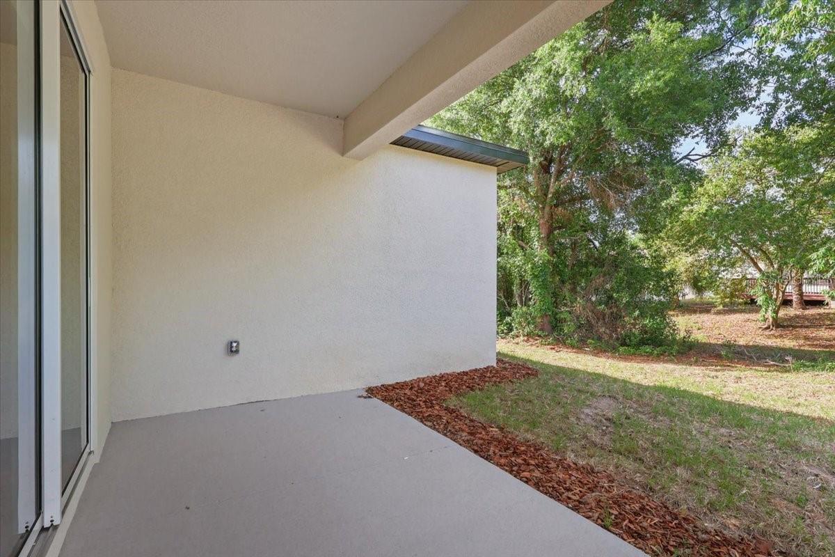 Image 16 of 19 For 4325 Bacall Loop