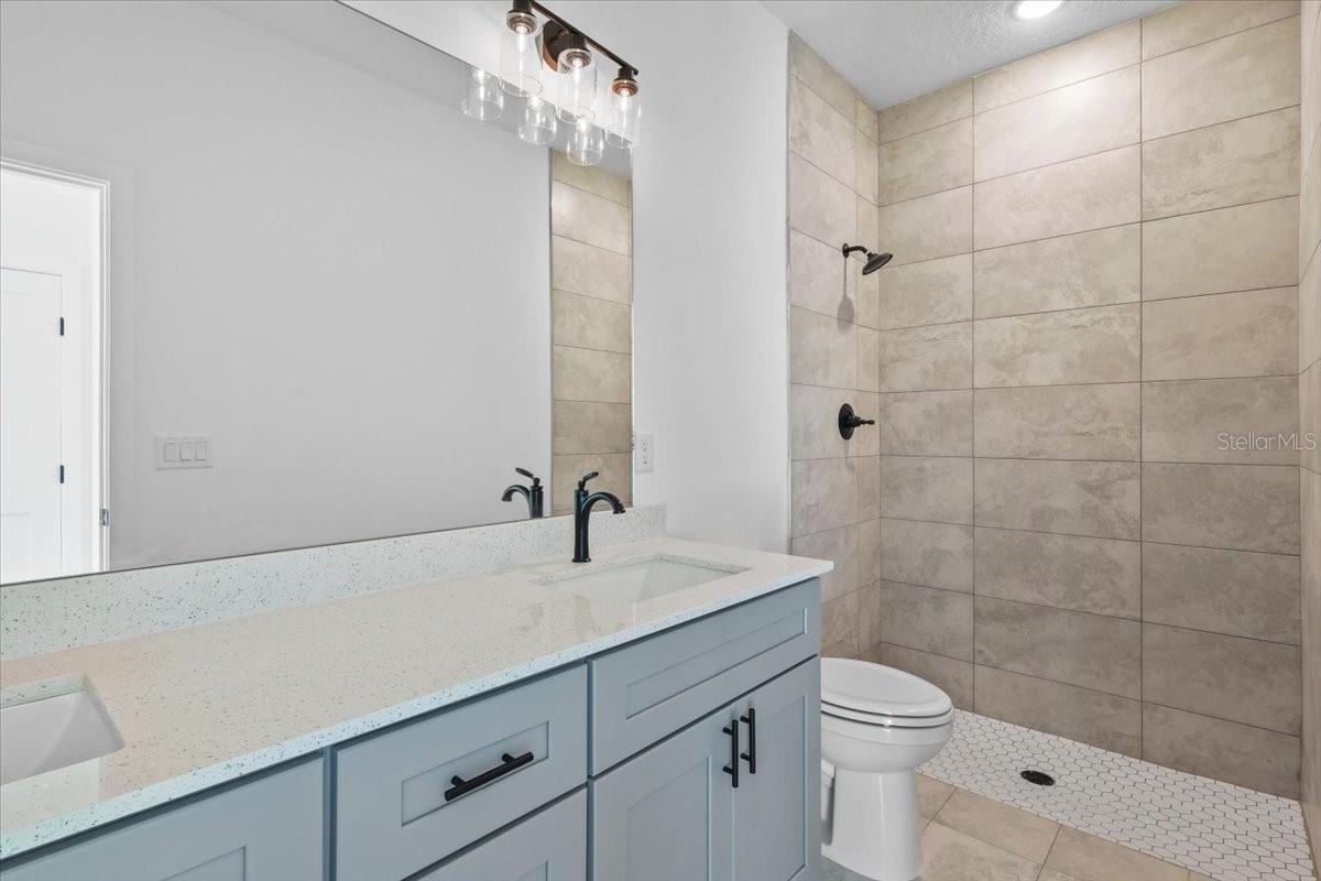 Image 9 of 19 For 4325 Bacall Loop