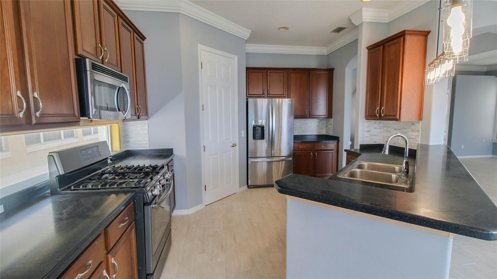 Image 10 of 41 For 8507 Marino Boulevard