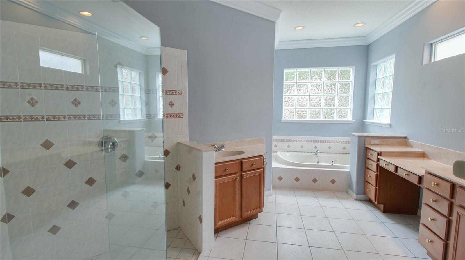 Image 17 of 41 For 8507 Marino Boulevard