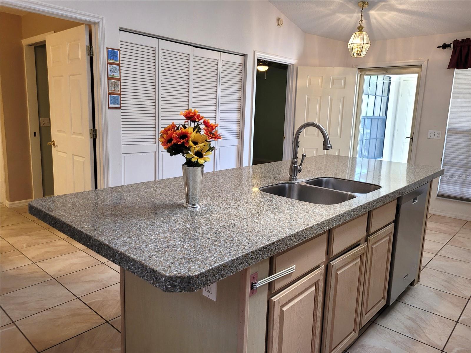 Image 10 of 65 For 432 Baytree Blvd