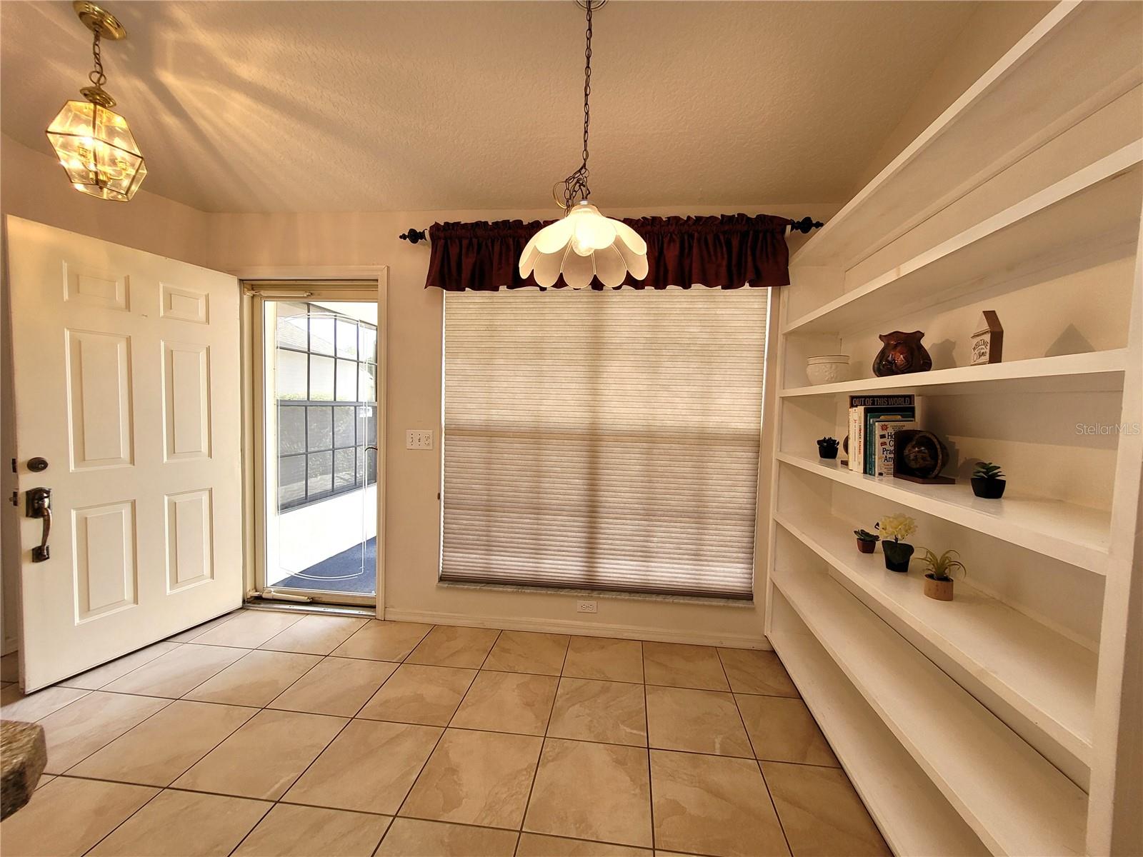 Image 13 of 65 For 432 Baytree Blvd