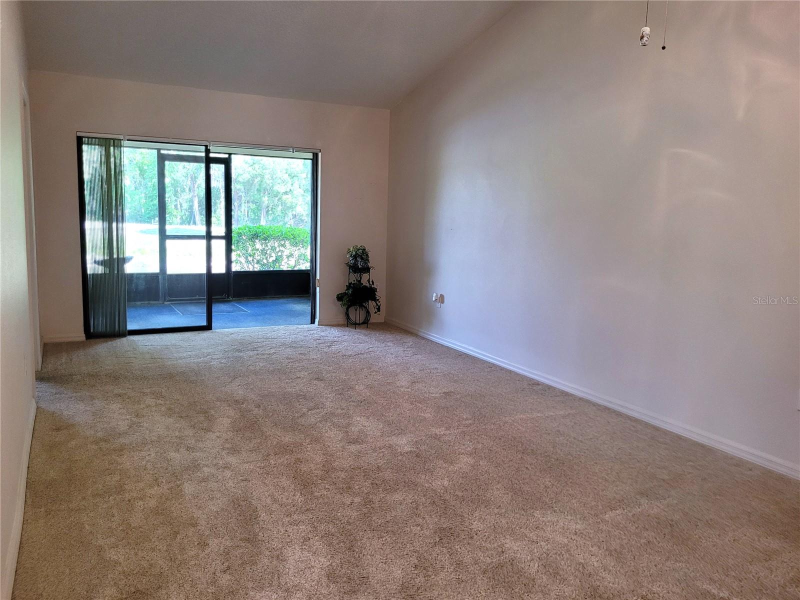 Image 16 of 65 For 432 Baytree Blvd