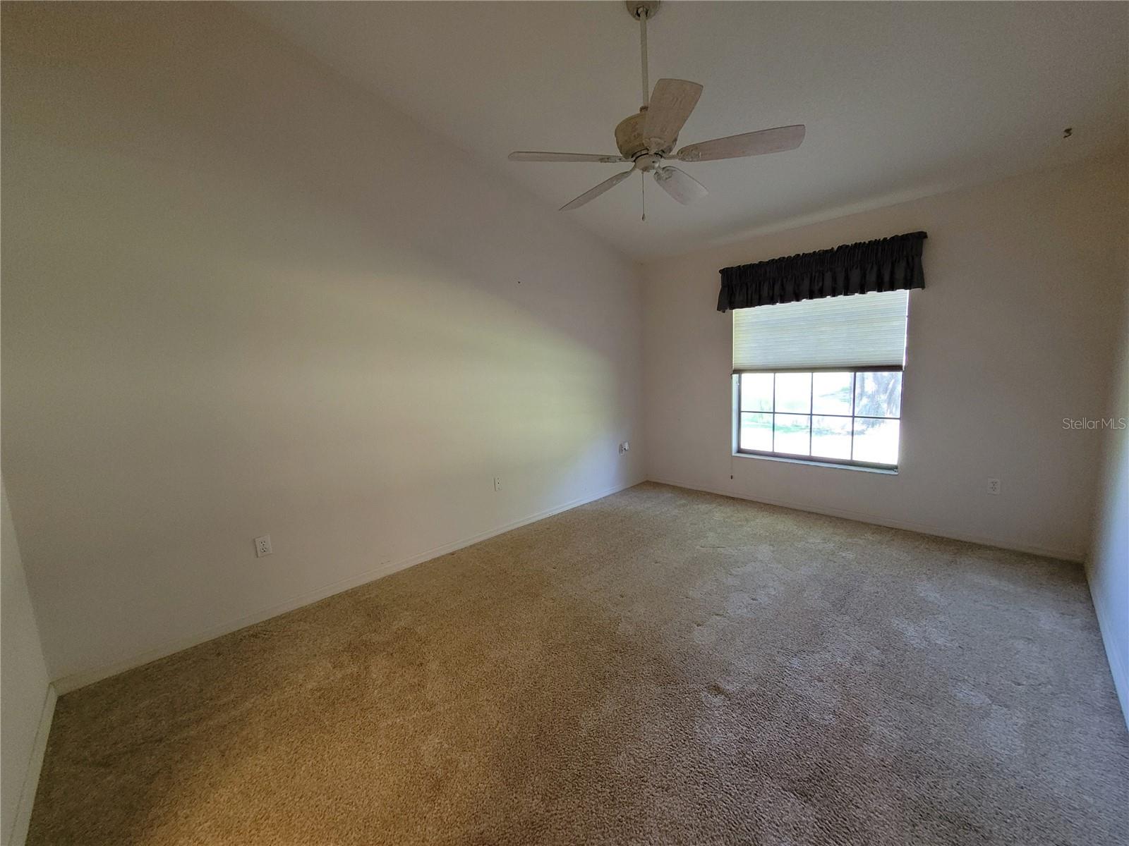 Image 17 of 65 For 432 Baytree Blvd