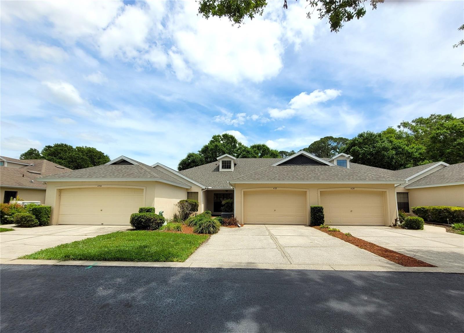Image 2 of 65 For 432 Baytree Blvd