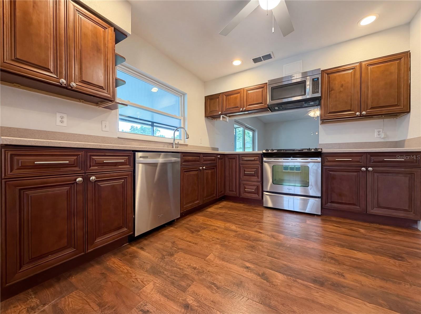 Image 11 of 32 For 3014 Rosebud Lane