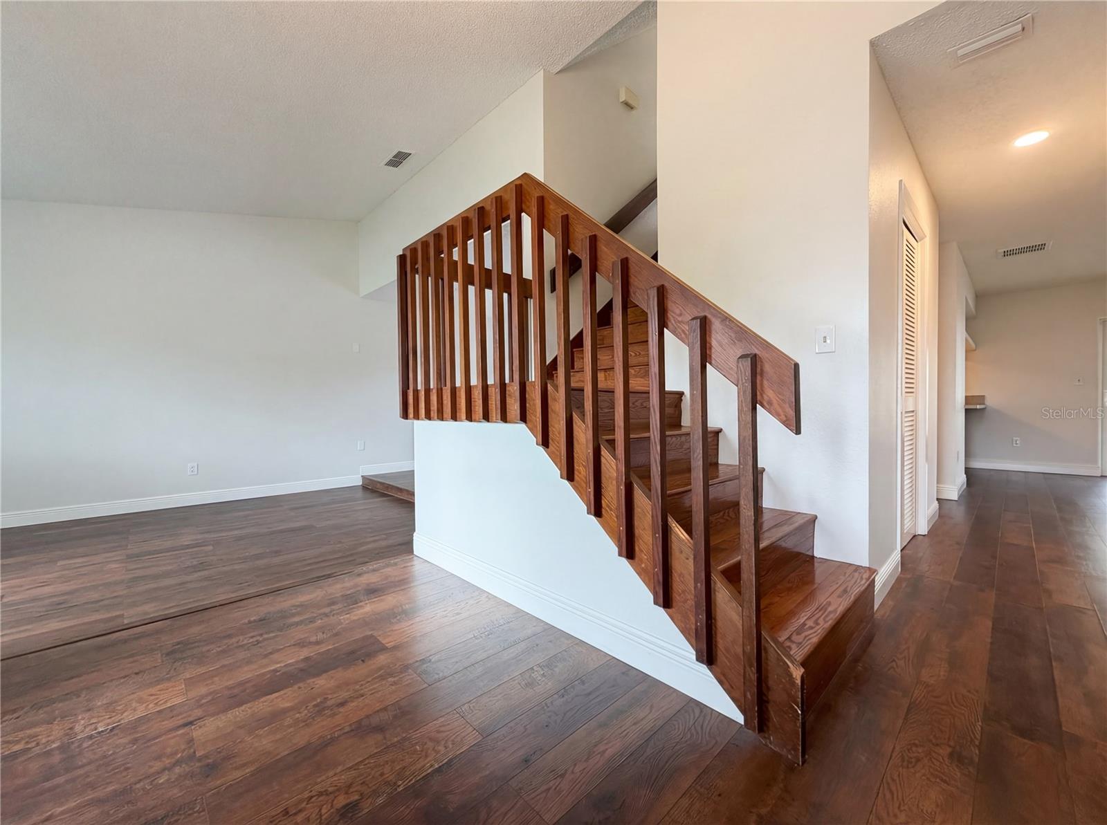 Image 5 of 32 For 3014 Rosebud Lane