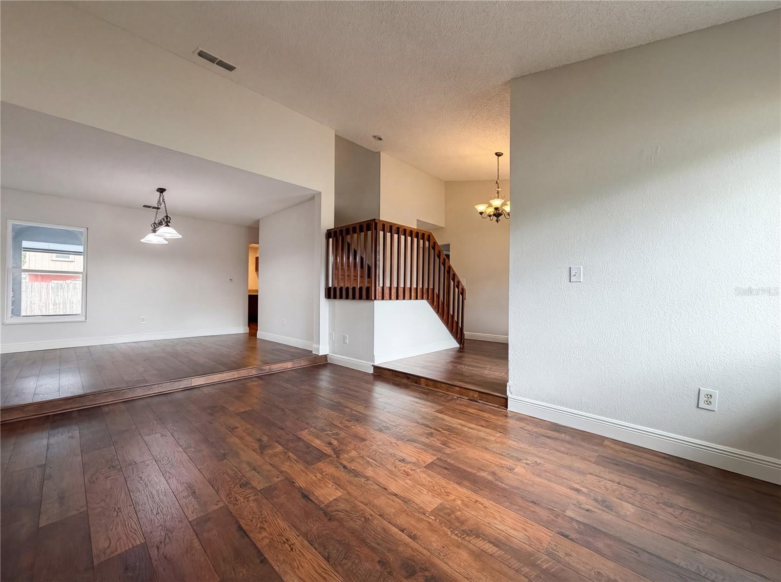 Image 9 of 32 For 3014 Rosebud Lane