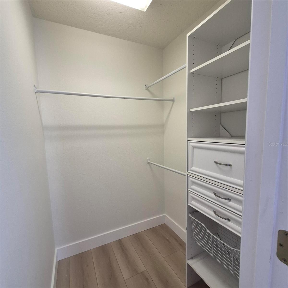 Image 31 of 47 For 16112 Birchwood Way