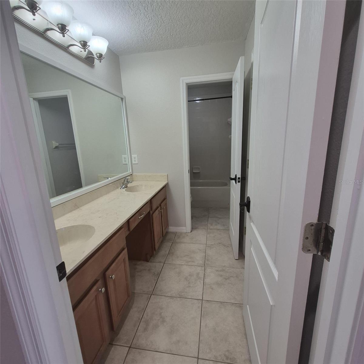 Image 38 of 47 For 16112 Birchwood Way