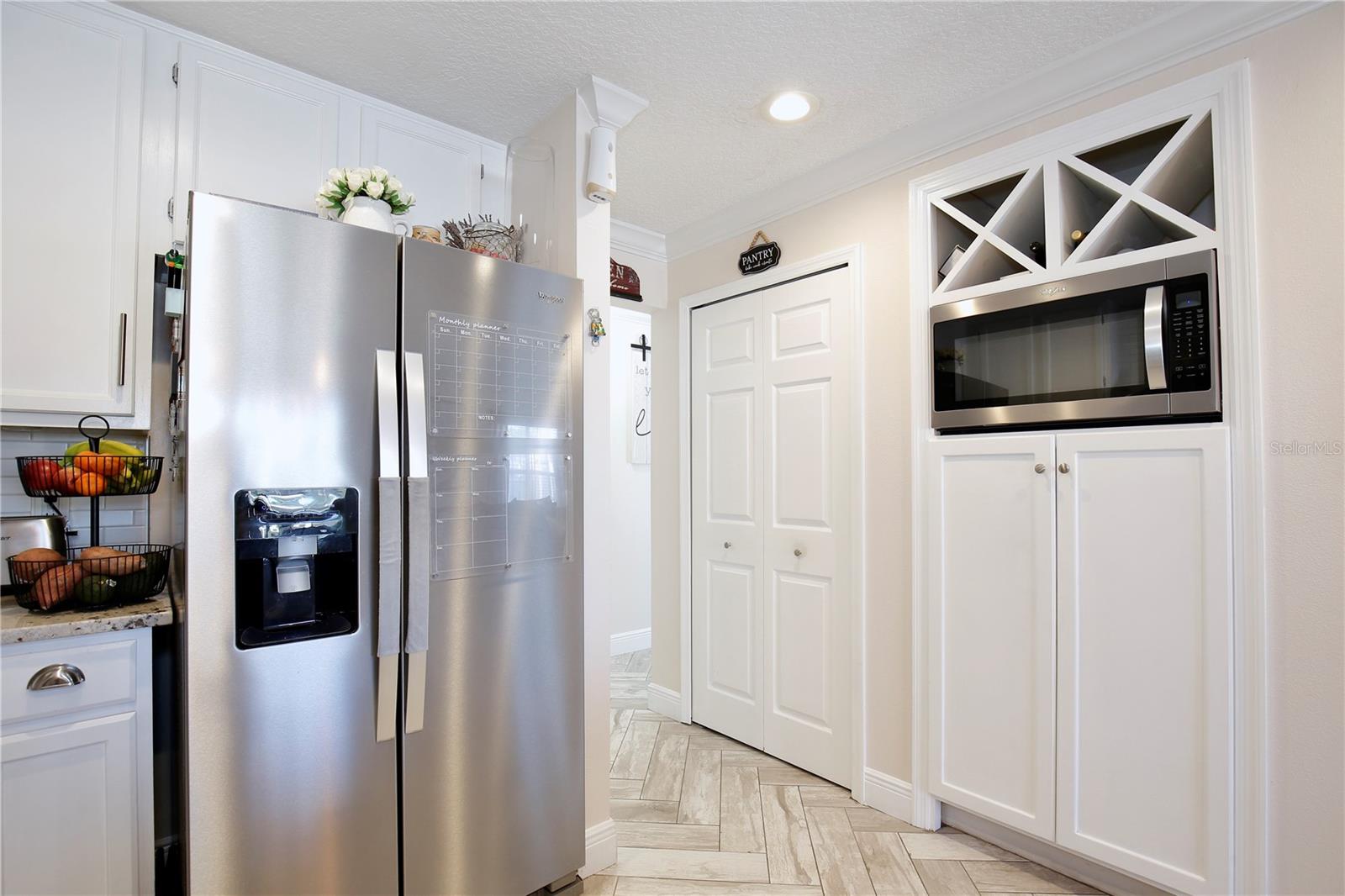 Image 11 of 37 For 2115 Heathwood Circle