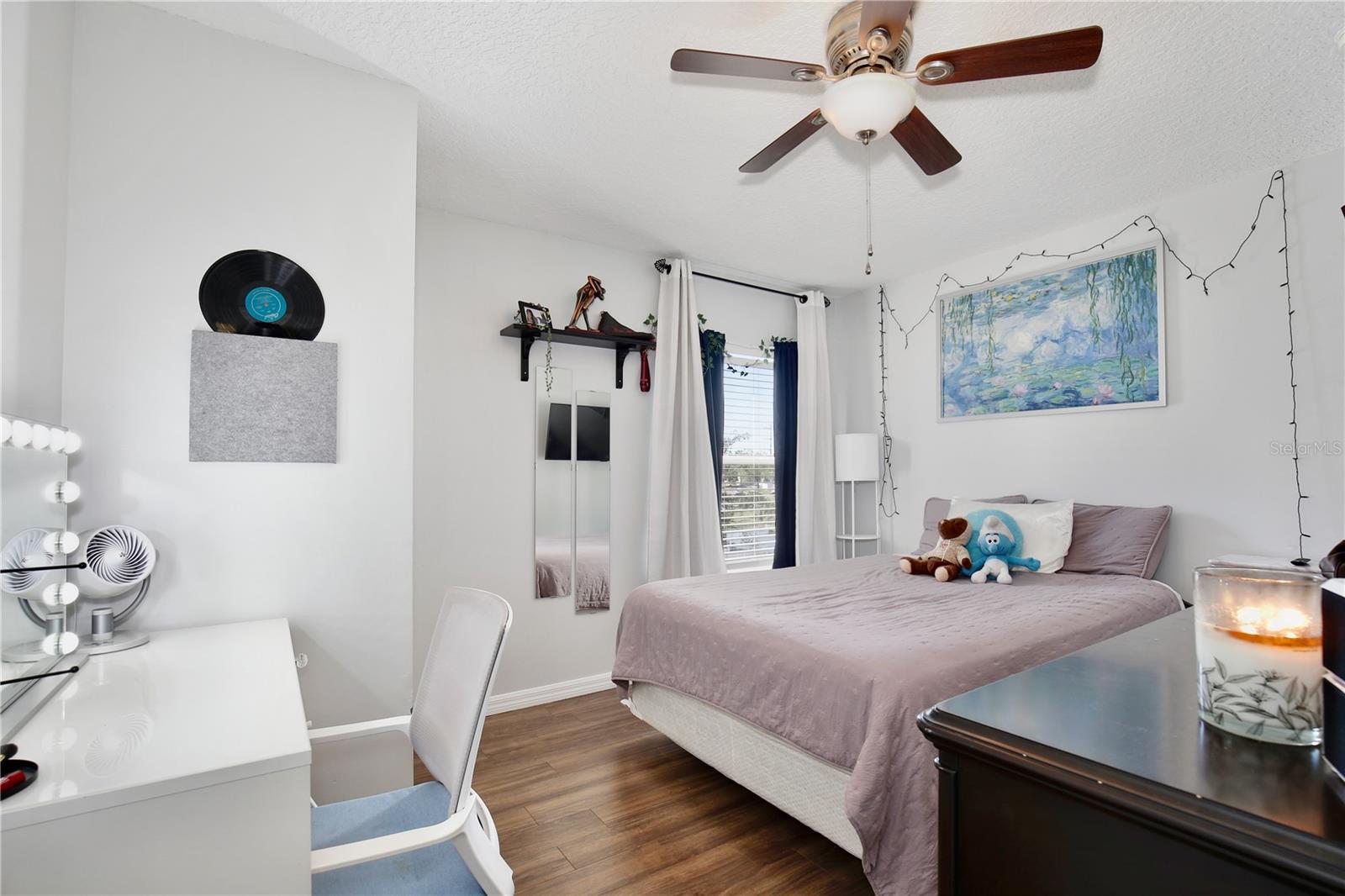 Image 20 of 37 For 2115 Heathwood Circle