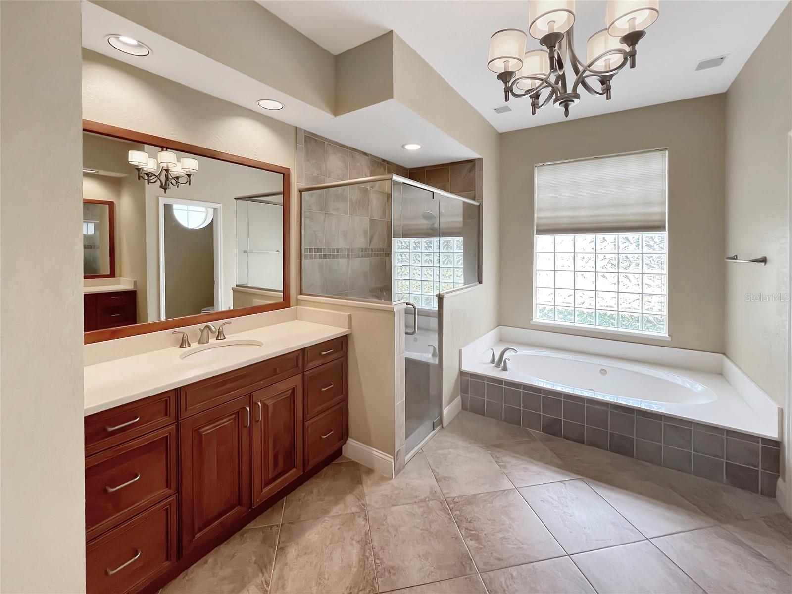 Image 22 of 58 For 8537 Redleaf Lane