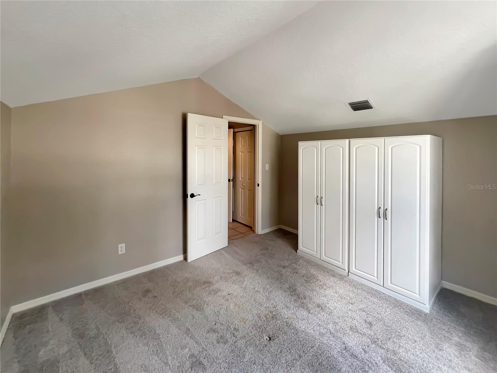 Image 30 of 58 For 8537 Redleaf Lane