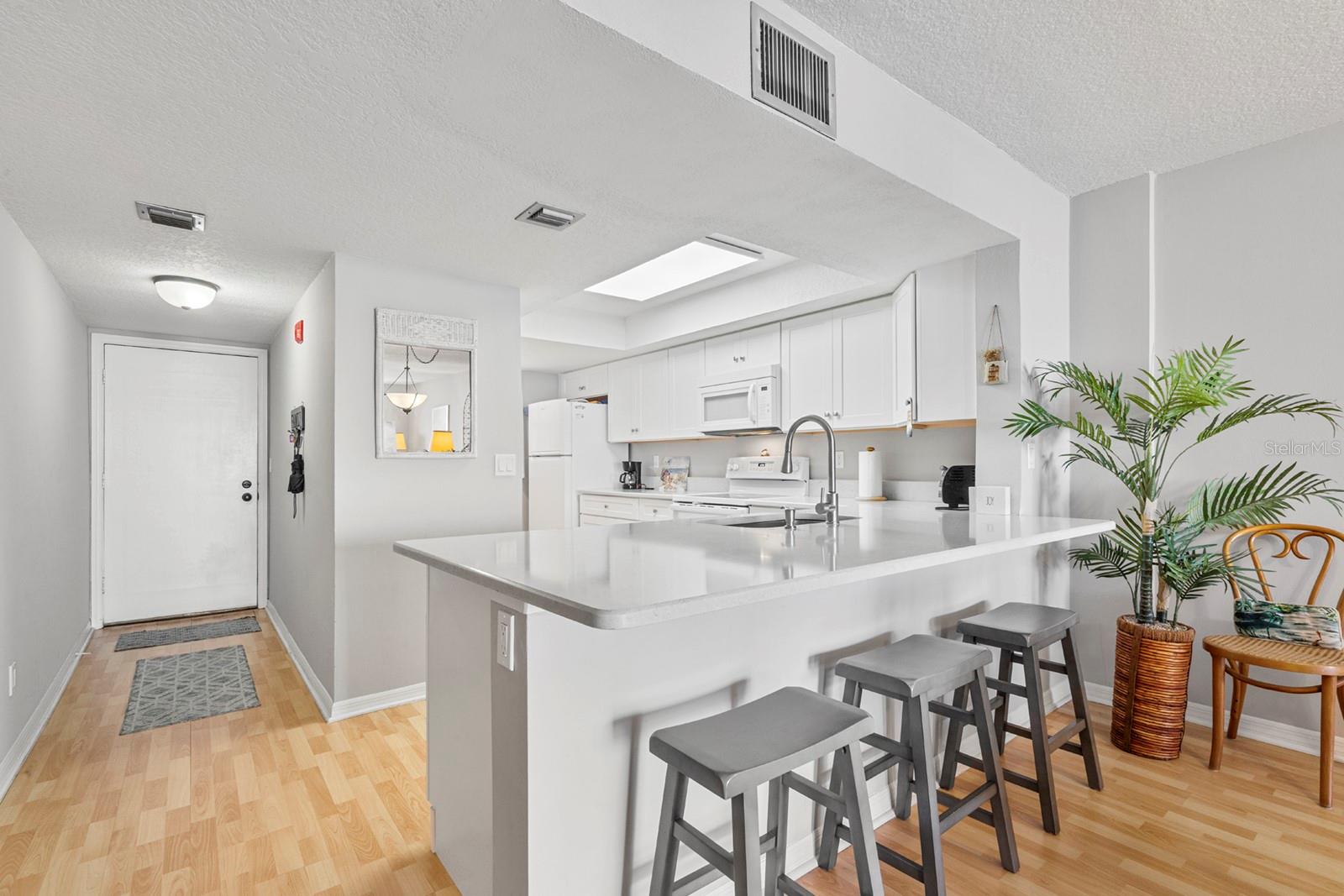 Image 10 of 34 For 1890 Atlantic Avenue A404