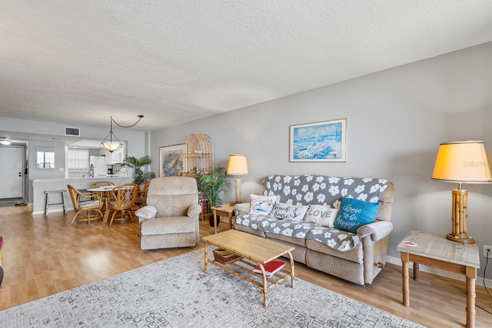 Image 6 of 34 For 1890 Atlantic Avenue A404