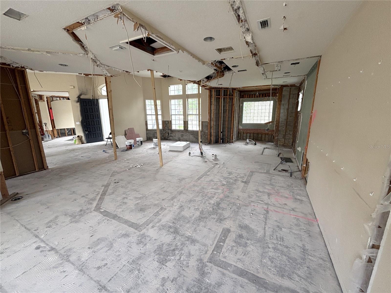 Image 16 of 60 For 2457 Baesel View Drive