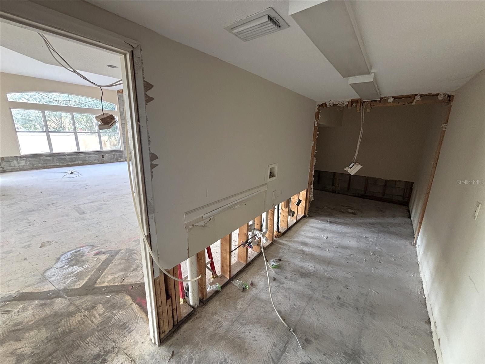 Image 28 of 60 For 2457 Baesel View Drive