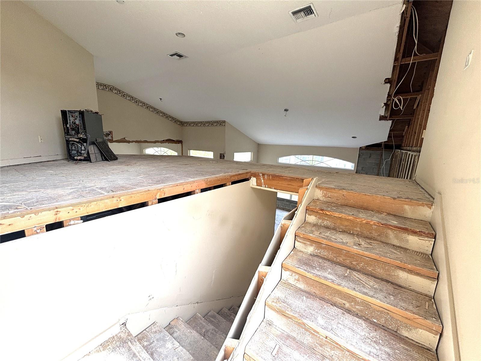 Image 39 of 60 For 2457 Baesel View Drive