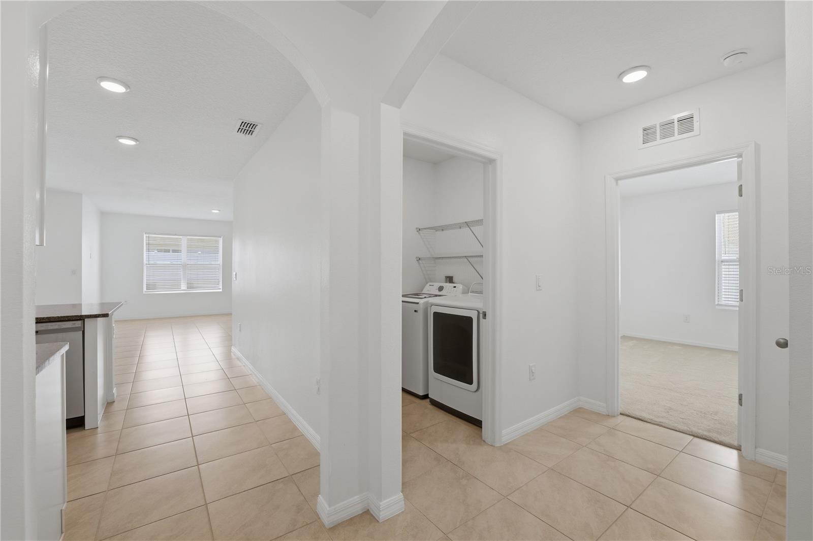 Image 17 of 42 For 1823 Bluepoint Street
