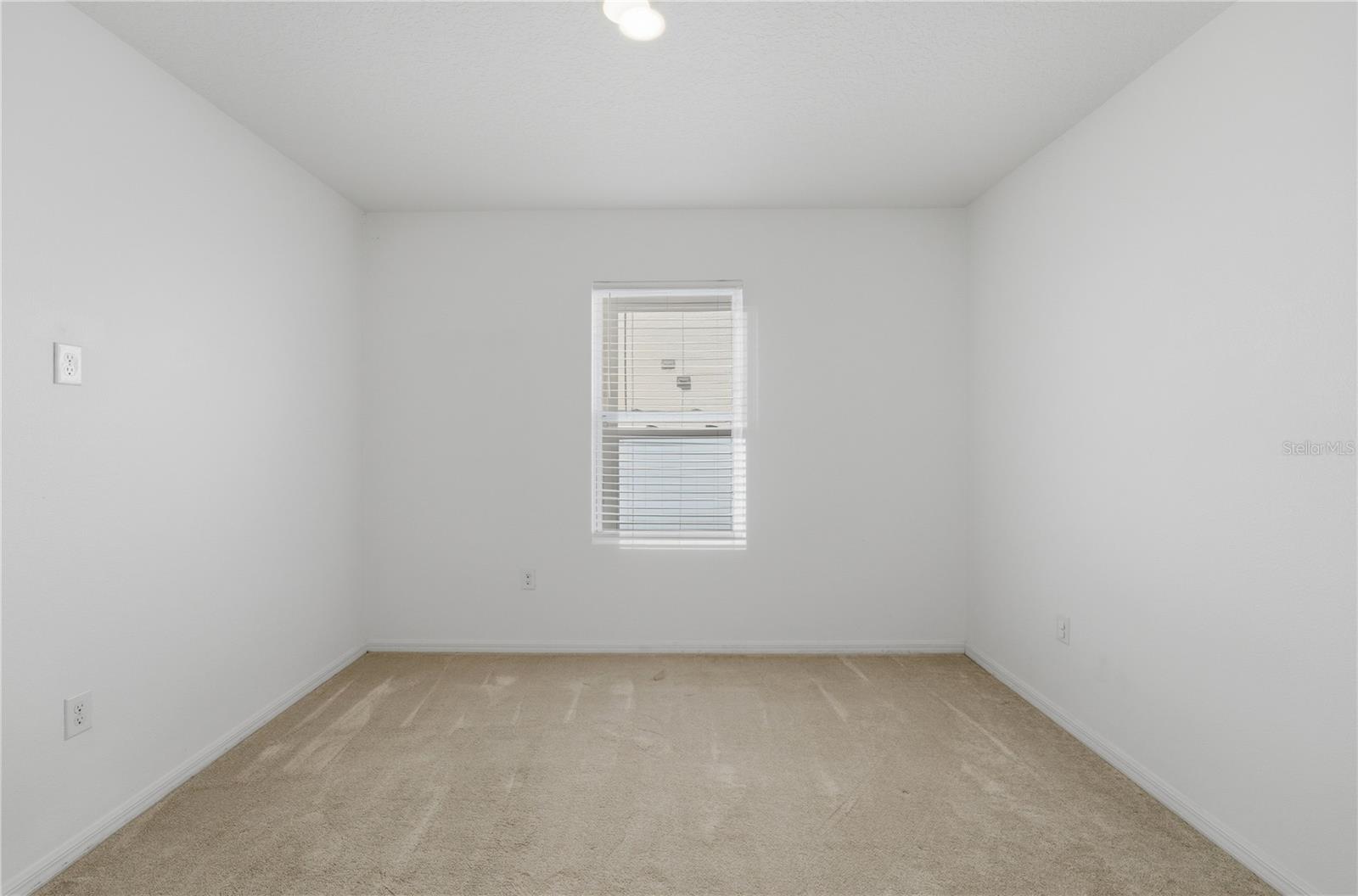 Image 18 of 42 For 1823 Bluepoint Street