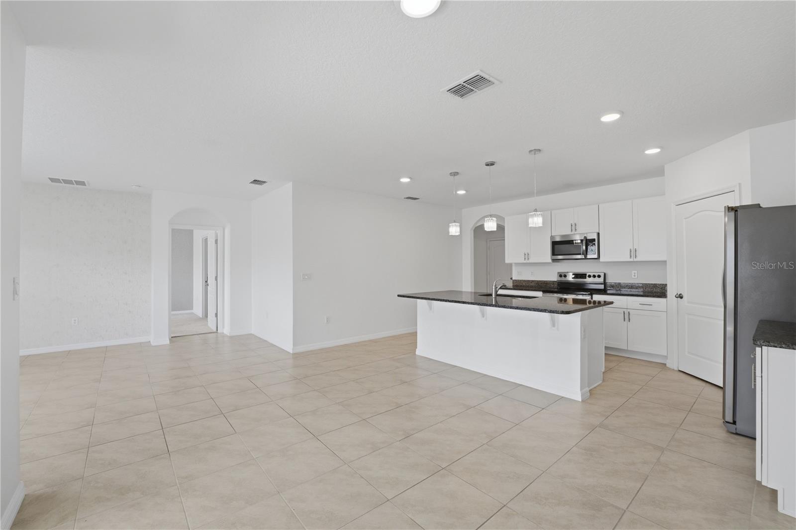 Image 31 of 42 For 1823 Bluepoint Street
